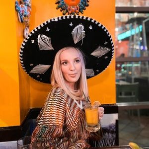 Meet your Posher, Haley